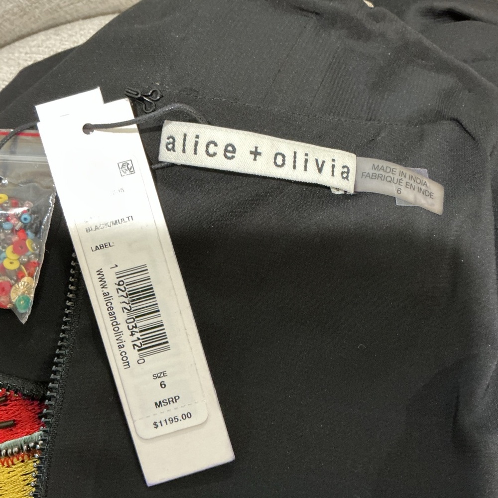 Alice and Olivia Dress NWT Embellished Beaded Embroidered Size 6 - Picture 10 of 13